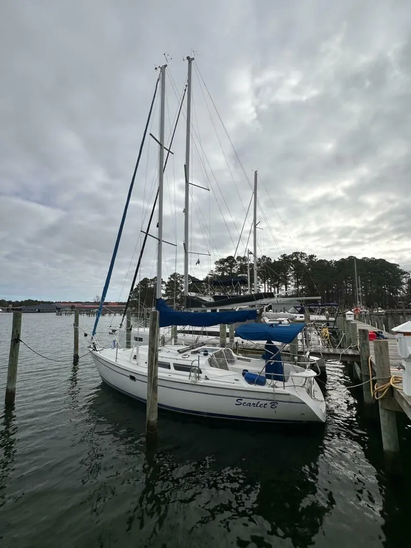 Slide: The Image of Catalina 28 MKII 2000 - 21