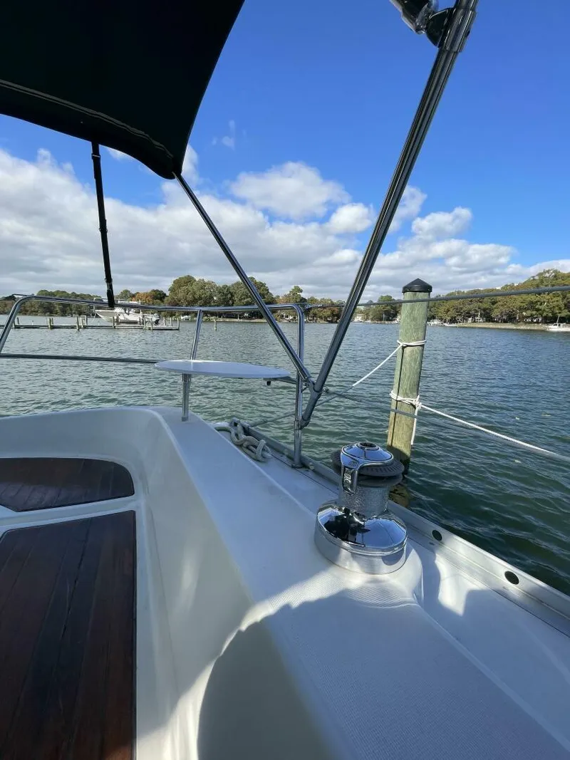 Slide: The Image of Beneteau 311 2000 - 11
