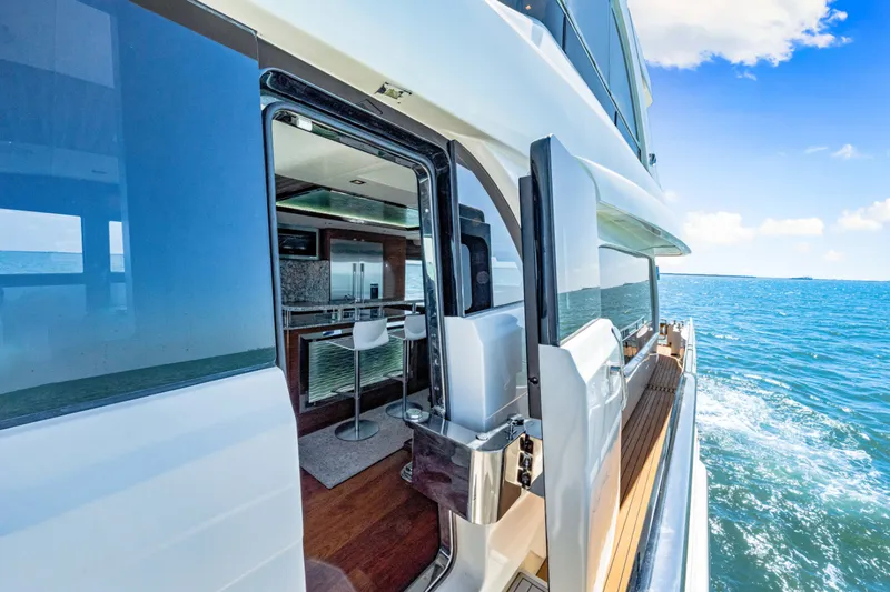 Slide: The Image of Ocean Alexander 70E 2018 - 36