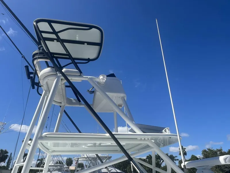 Slide: The Image of Yellowfin 39' Center Console 2017 - 8