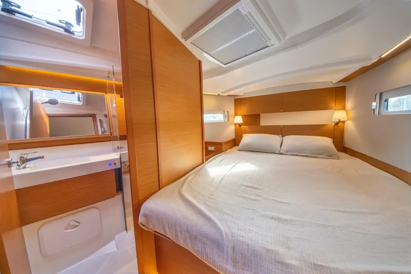 Slide: The Image of Jeanneau Sun Odyssey 410 2023 - 20