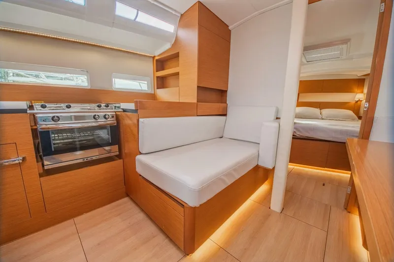 Slide: The Image of Jeanneau Sun Odyssey 410 2023 - 35