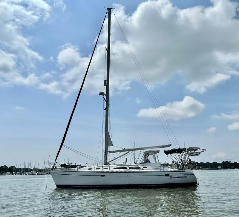 The Image of Catalina 400 MKII 2001 - 0