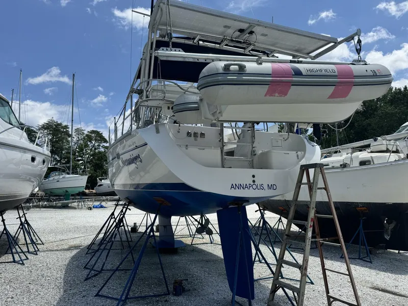 Slide: The Image of Catalina 400 MKII 2001 - 12