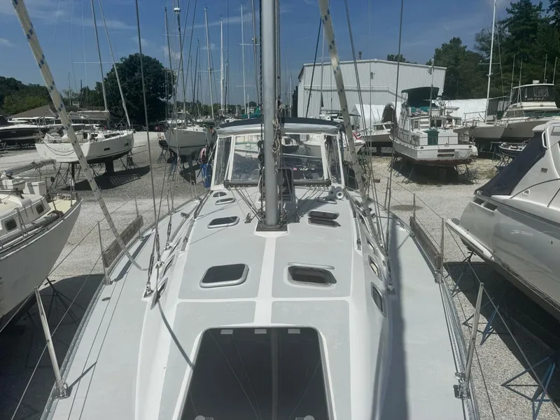 Slide: The Image of Catalina 400 MKII 2001 - 18