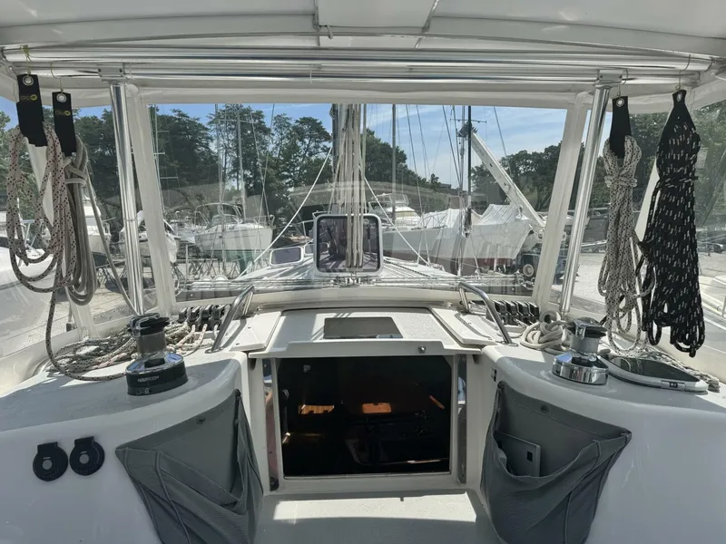 Slide: The Image of Catalina 400 MKII 2001 - 23