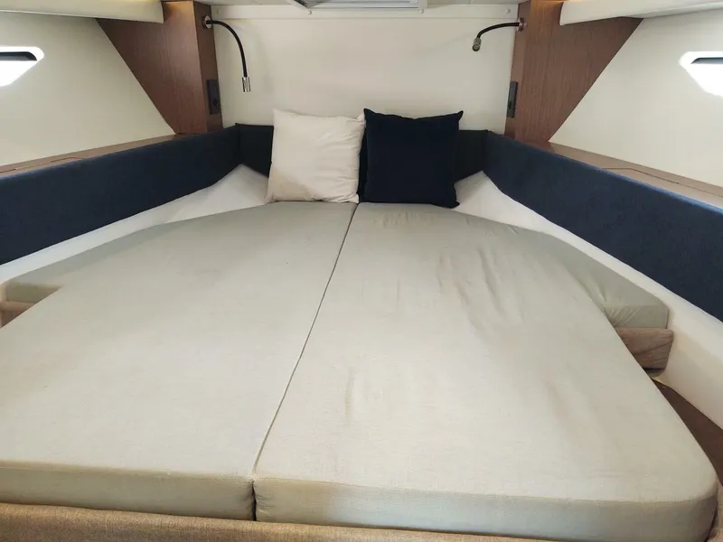 Slide: The Image of Beneteau Gran Turismo 36 2022 - 44