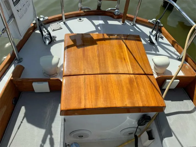 Slide: The Image of Bristol 40 sloop 1981 - 10