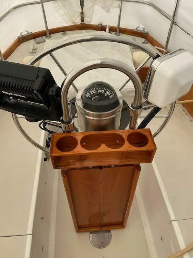 Slide: The Image of Bristol 40 sloop 1981 - 14