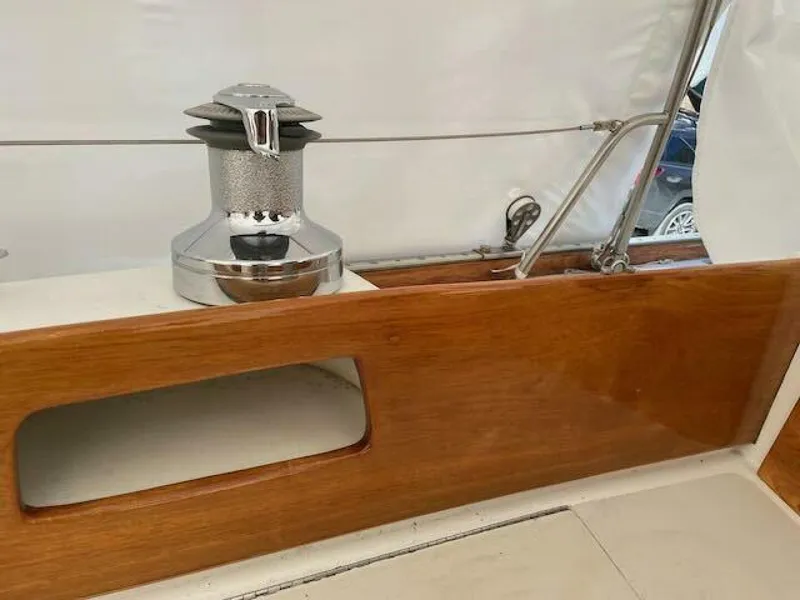 Slide: The Image of Bristol 40 sloop 1981 - 35