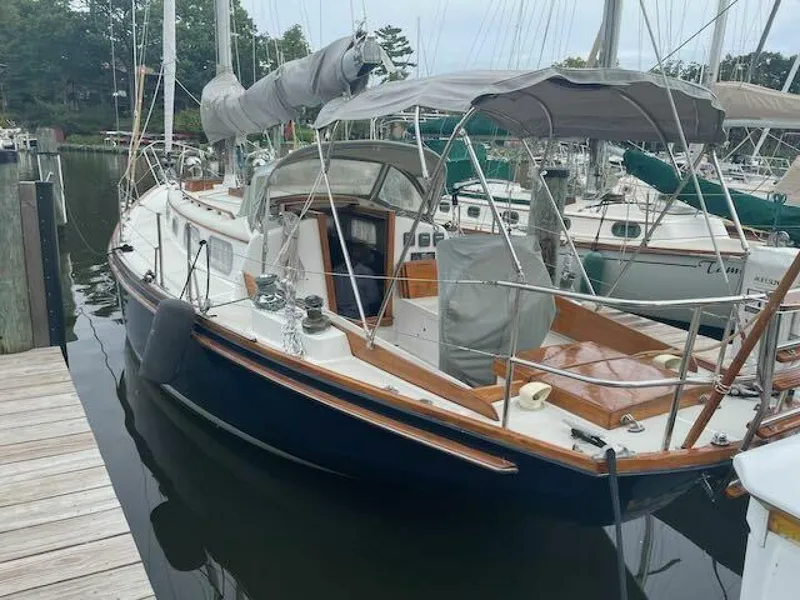 Slide: The Image of Bristol 40 sloop 1981 - 4