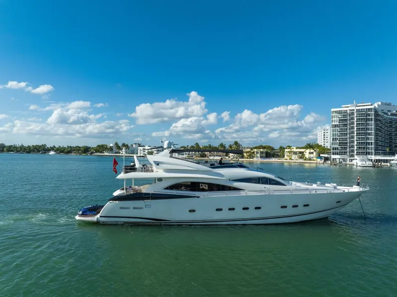 The Image of Sunseeker 94 Motor Yacht 2003 - 0