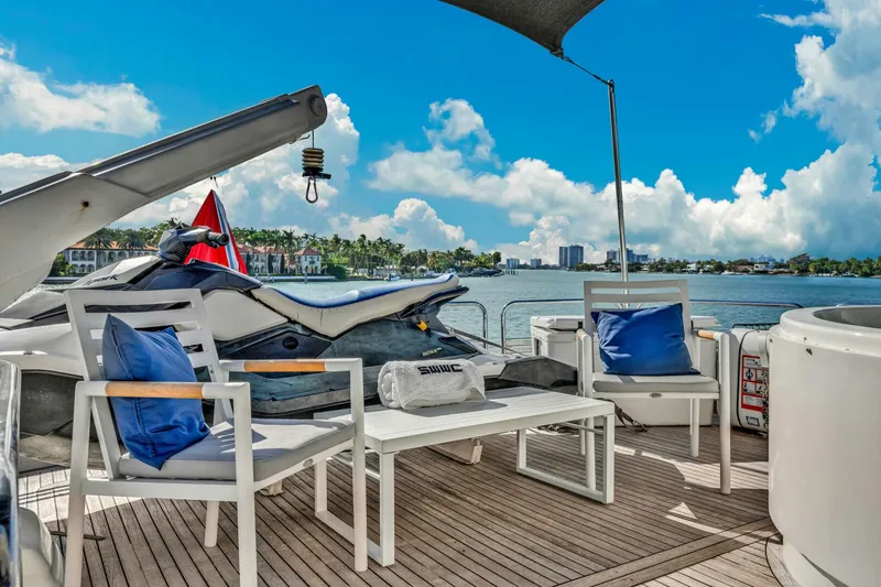 Slide: The Image of Sunseeker 94 Motor Yacht 2003 - 7