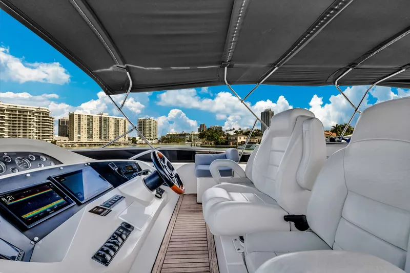 Slide: The Image of Sunseeker 94 Motor Yacht 2003 - 9