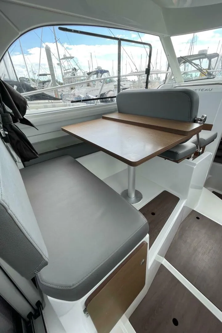 Slide: The Image of Beneteau Antares 8 2023 - 8