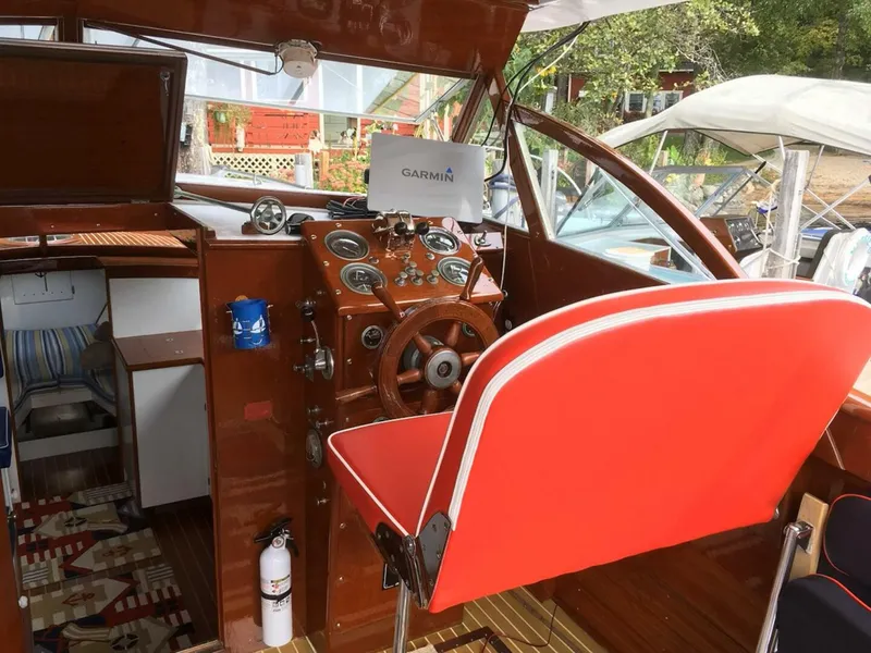 Slide: The Image of Chris-Craft Capitan 1956 - 8