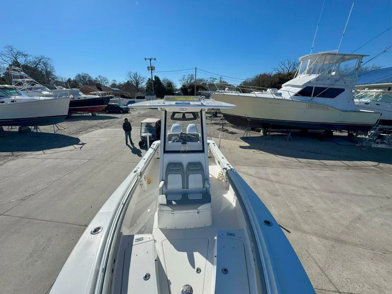 Slide: The Image of Regulator Marine 23fs 2021 - 21