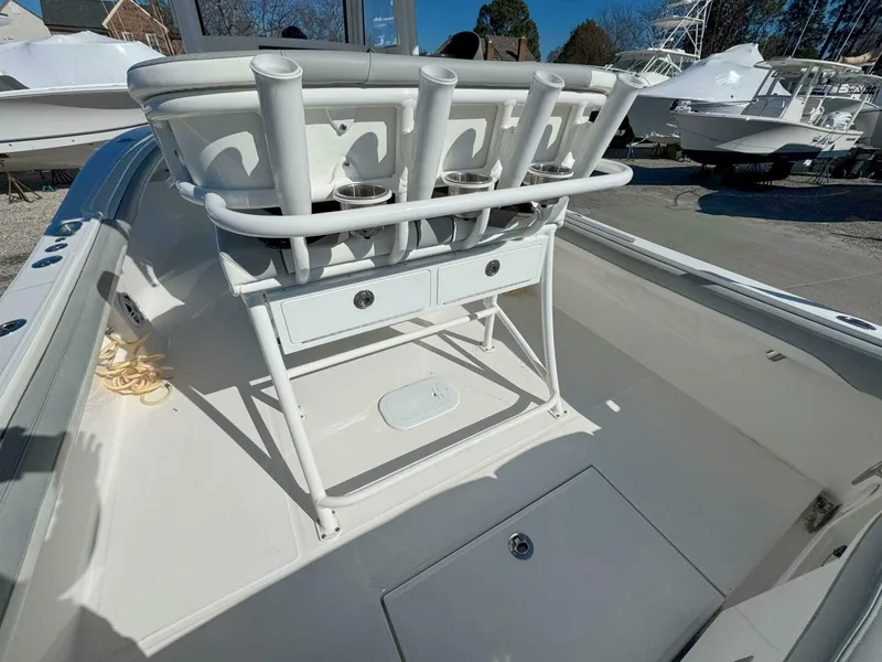Slide: The Image of Regulator Marine 23fs 2021 - 29