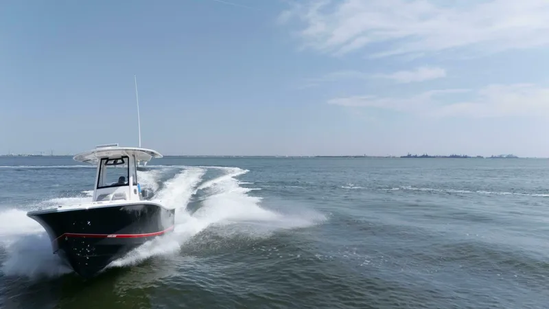 Slide: The Image of Regulator Marine 23fs 2021 - 48