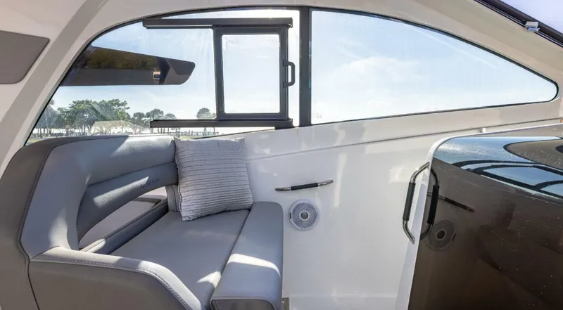 Slide: The Image of Beneteau Gran Turismo 32 2021 - 10
