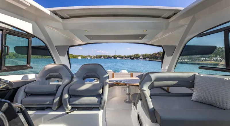 Slide: The Image of Beneteau Gran Turismo 32 2021 - 9