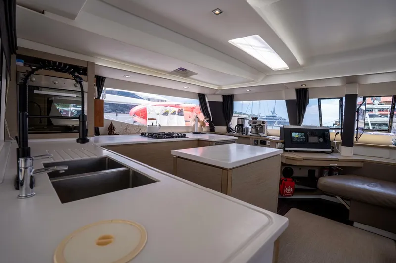 Slide: The Image of Fountaine Pajot 2020 - 41