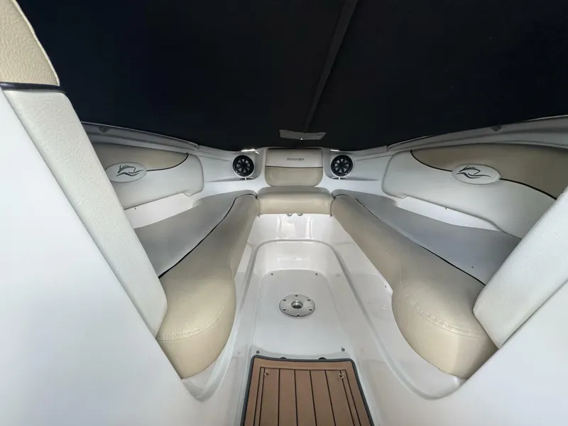Slide: The Image of Rinker QX 29 2017 - 12