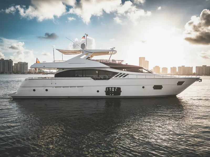 Slide: The Image of Ferretti 870 2014 - 8