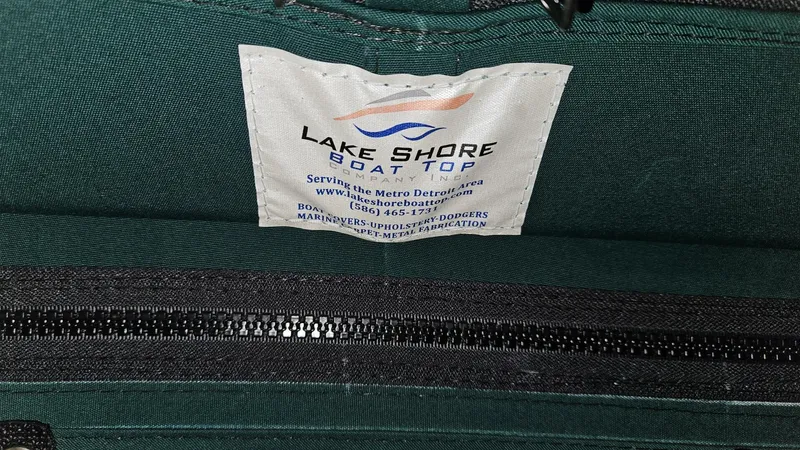 Slide: The Image of Chris-Craft 320 Express Cruiser 1998 - 17