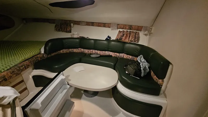 Slide: The Image of Chris-Craft 320 Express Cruiser 1998 - 22