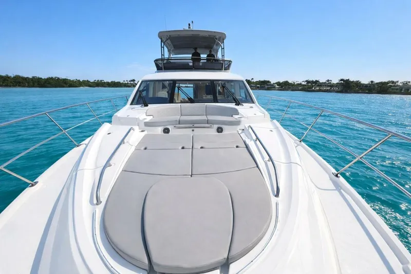 Slide: The Image of Sea Ray L650 Fly 2018 - 4