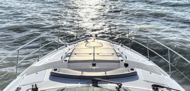 Slide: The Image of Sea Ray L650 Fly 2018 - 9