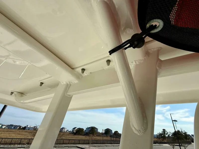 Slide: The Image of Boston Whaler 210 Dauntless 2020 - 33