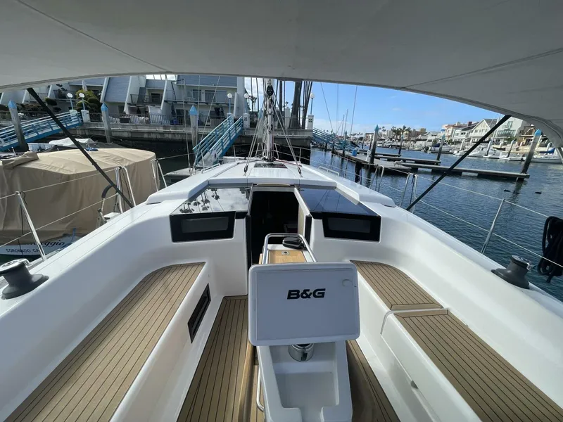 Slide: The Image of Hanse 418 2021 - 5