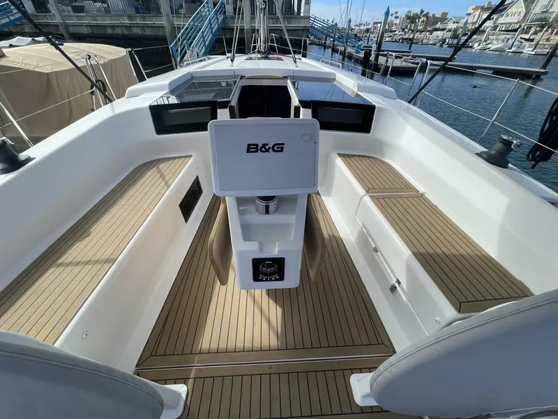 Slide: The Image of Hanse 418 2021 - 6