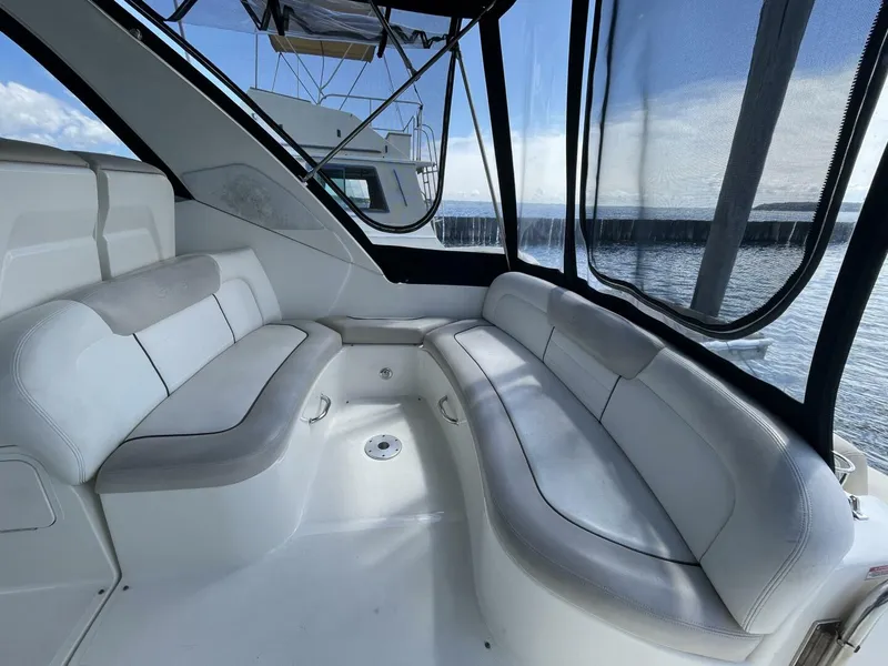 Slide: The Image of Sea Ray 330 Sundancer 2010 - 4
