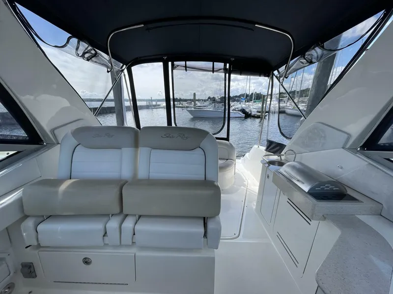 Slide: The Image of Sea Ray 330 Sundancer 2010 - 7