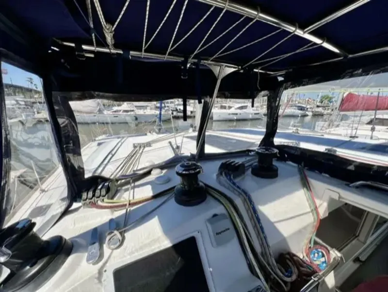 Slide: The Image of Lagoon 40 2012 - 23
