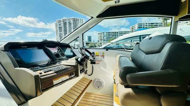 Slide: The Image of Cruisers 45 Cantius 2014 - 13