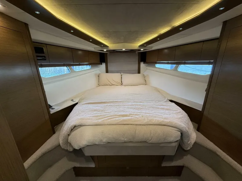 Slide: The Image of Cruisers 45 Cantius 2014 - 19