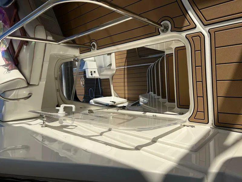 Slide: The Image of Ovation 52 2008 - 37