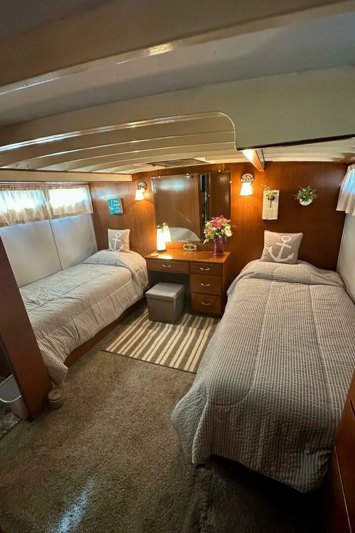 Slide: The Image of Chris-Craft 45 Constellation 1960 - 28