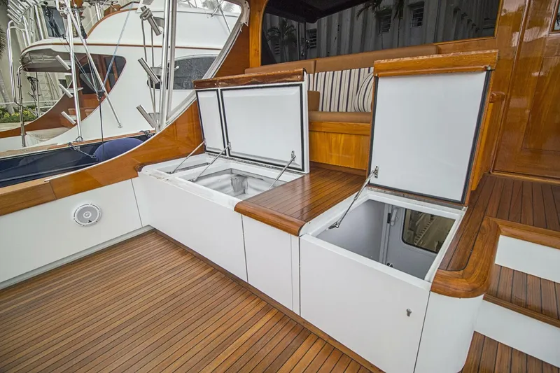 Slide: The Image of Merritt Yachts 80 Sportfish 2000 - 13