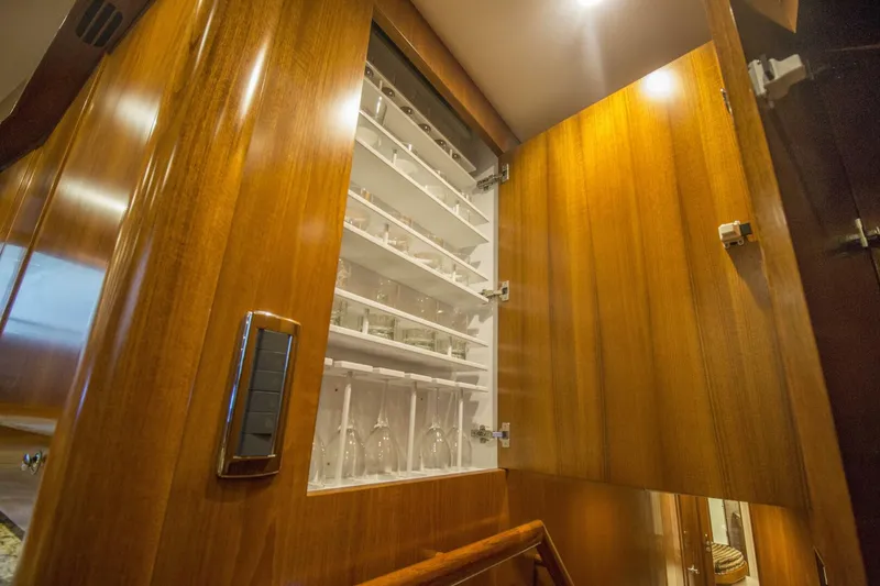Slide: The Image of Merritt Yachts 80 Sportfish 2000 - 37