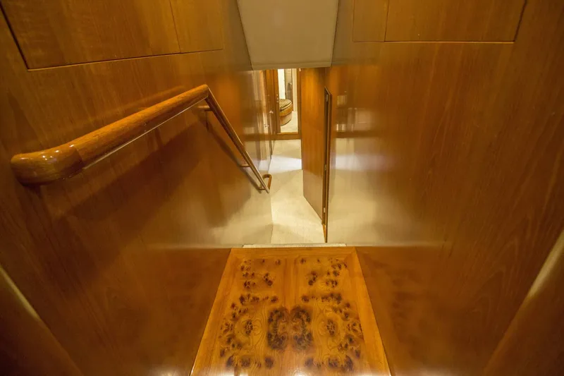 Slide: The Image of Merritt Yachts 80 Sportfish 2000 - 39