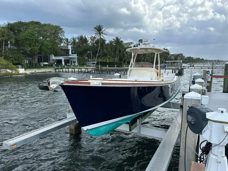 Slide: The Image of Hinckley Yachts Talaria 29 C 2002 - 2