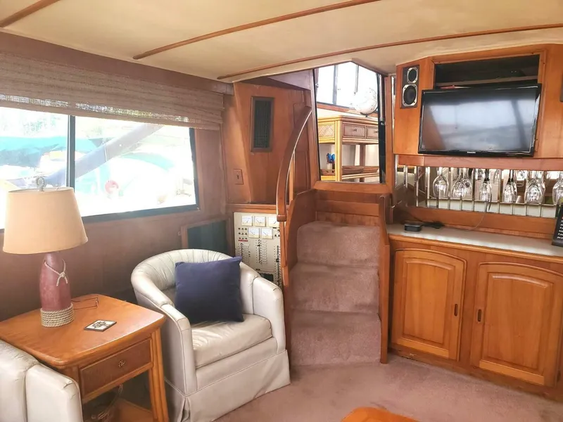 Slide: The Image of Californian 5239 Cockpit Motor Yacht 1985 - 19