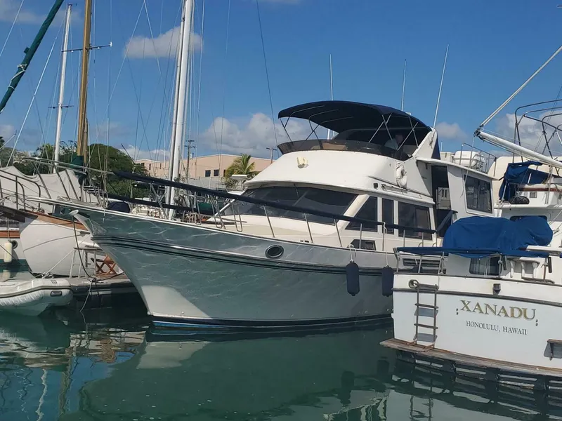 Slide: The Image of Californian 5239 Cockpit Motor Yacht 1985 - 2