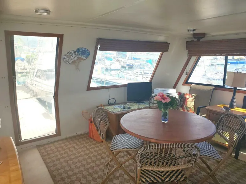 Slide: The Image of Californian 5239 Cockpit Motor Yacht 1985 - 26