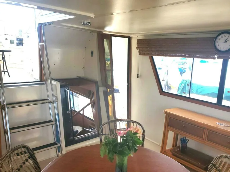 Slide: The Image of Californian 5239 Cockpit Motor Yacht 1985 - 29